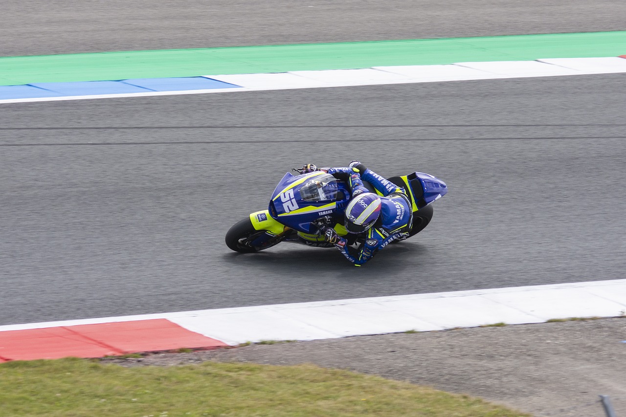 球迷甚至評 球迷甚至評